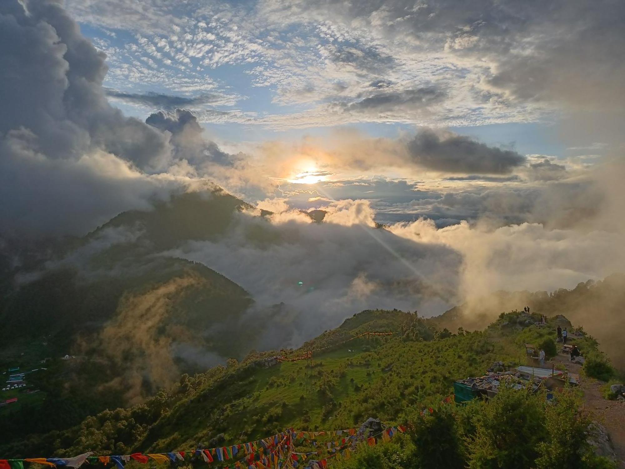 The Sapling Manor Hotell Mussoorie Eksteriør bilde
